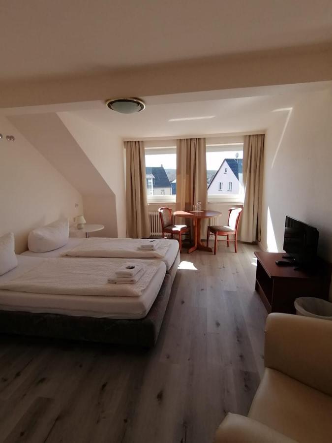 Hotel Zur Post アルンスベルク エクステリア 写真